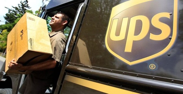 UPS express compañia de camiones